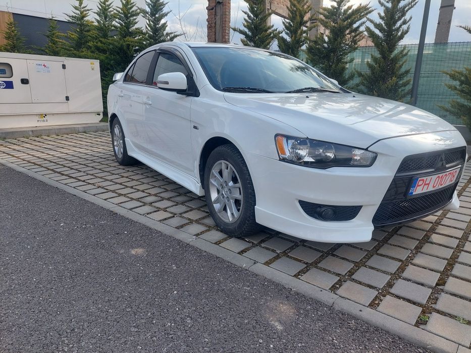 Mitsubishi lancer 2017