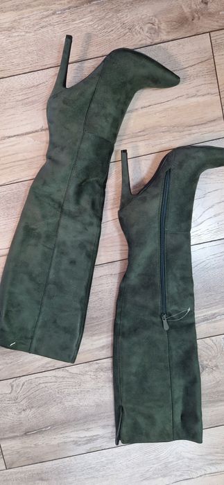 Зелени велурени ботуши, 37 номер