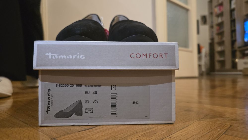 Tamaris Black Suede 40 номер