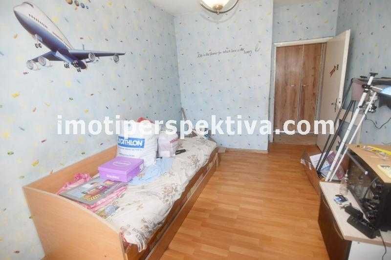 Продава се Двустаен апартамент в Пловдив, Тракия - 72 кв.м за 1806 €/кв.м - Снимка #4