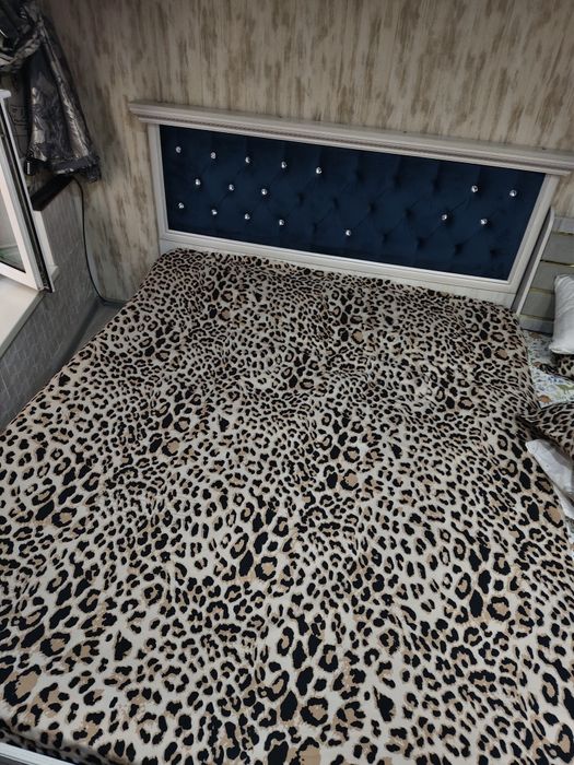 Продаю комплект мебели