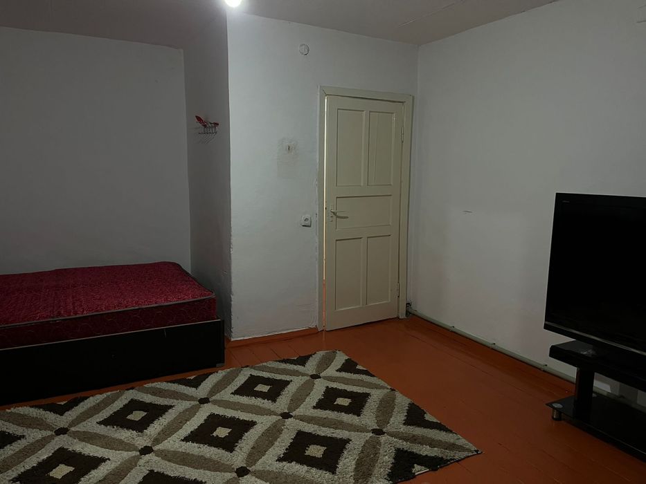 Жетісай қаласында 2 бөлмелі пәтер сатылады,