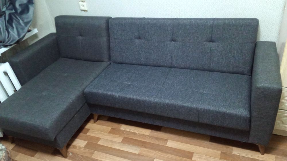 Продам угловой диван корпусный