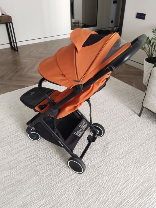 Продаем коляску Anex Air-X