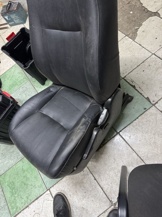 Кресло переднее ниссан патрол у60