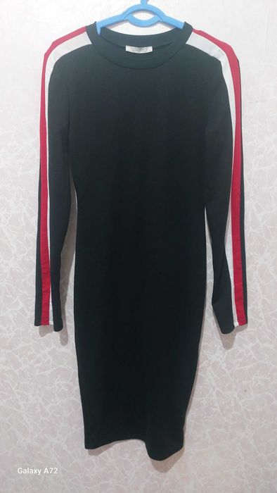 Трикотажное платье из Европы,Zara.Marocco.размер 44.шифоновое платье.