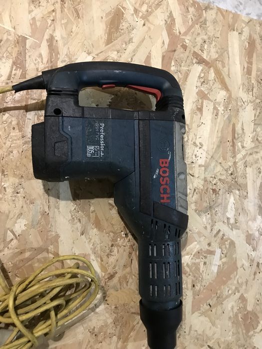 Rotopercutor Bosch GSH 7 VC 1500w Alimentare 110w  Anglia