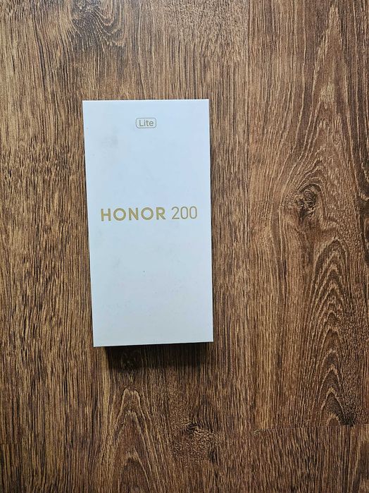 Продавам смартфон HONOR 200 Lite, 256GB/8GB, Midnight Black