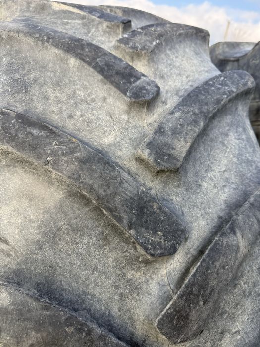 440/65r28 continental