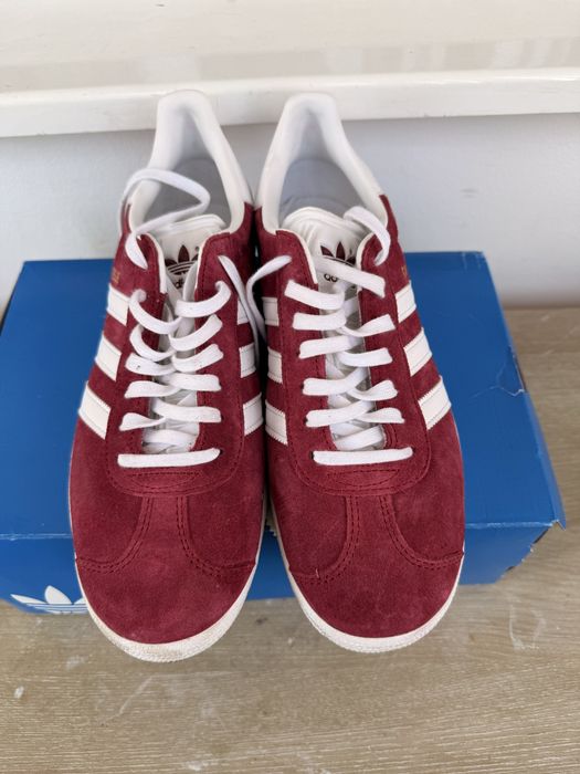 Pantofi sport Adidas Gazelle, piele intoarsa, marime 42 2/3, noi