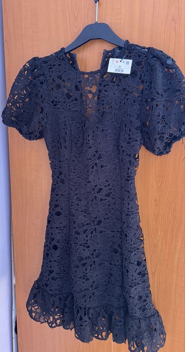 Дамски рокли LBD , Mohito