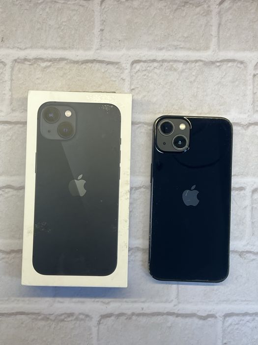 Продам iPhone 13, 256 ГБ Akb 76%