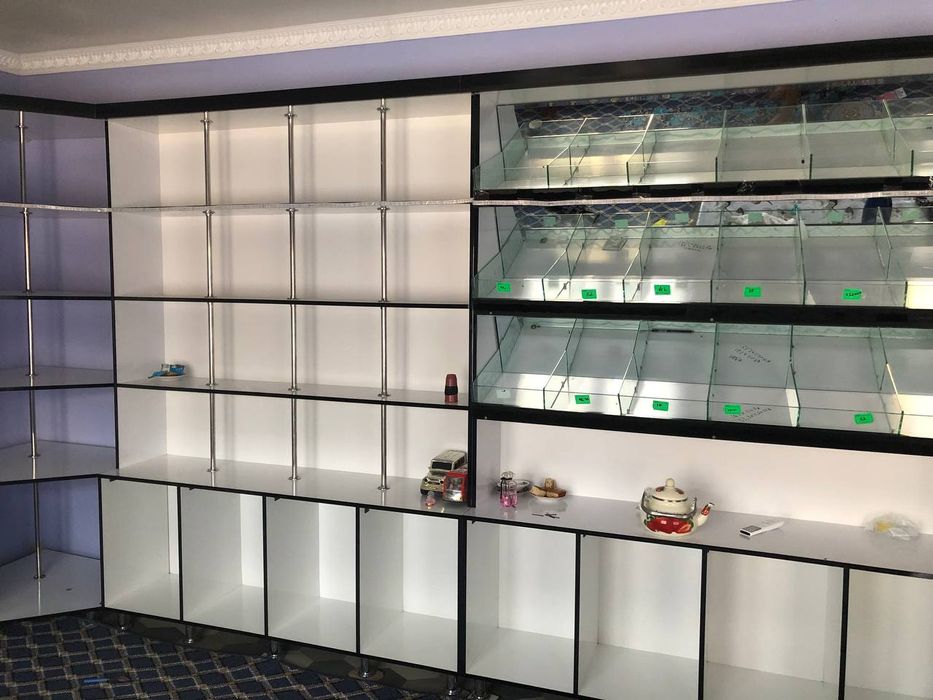 Мебель для магазин