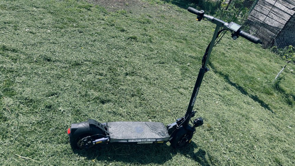 De vanzare UrbanGlide Ecross One 800 Trotinetă Electrică cu 25km/h Viteză Maximă și 50km Autonomie