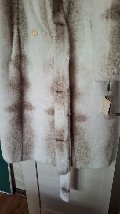 Продам шубу новую