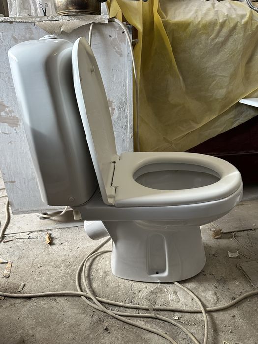 Ванна и унитаз в отличном состоянии