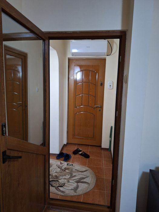 Vand Garsoniera  zona cimentu