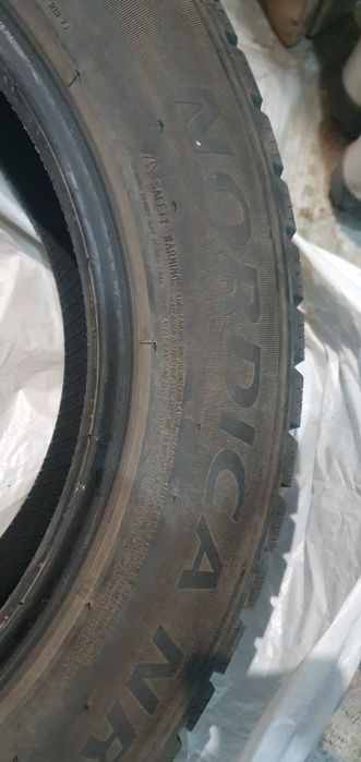 Отличная  резина 225/55/17