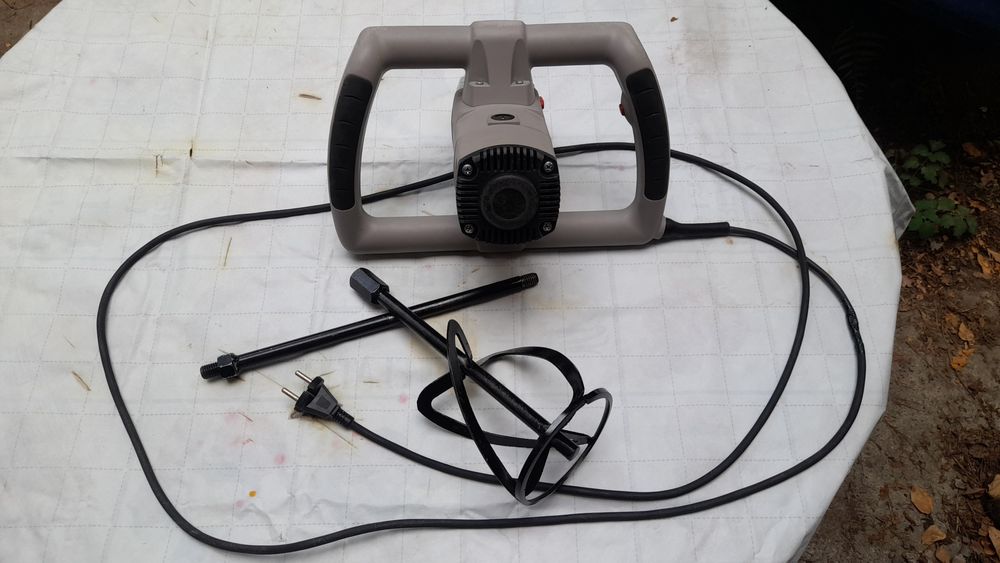 Миксер строительный