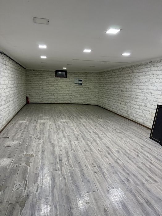 Targoviy Sentr Chilanzar Padvalniy pomesheniya