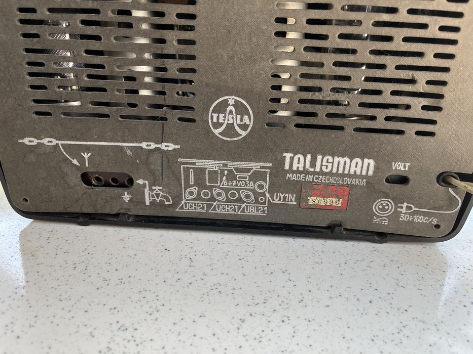 Radio vechi de epocă din ebonită Tesla Talisman