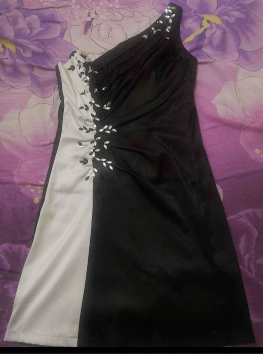 Дамска рокля официална