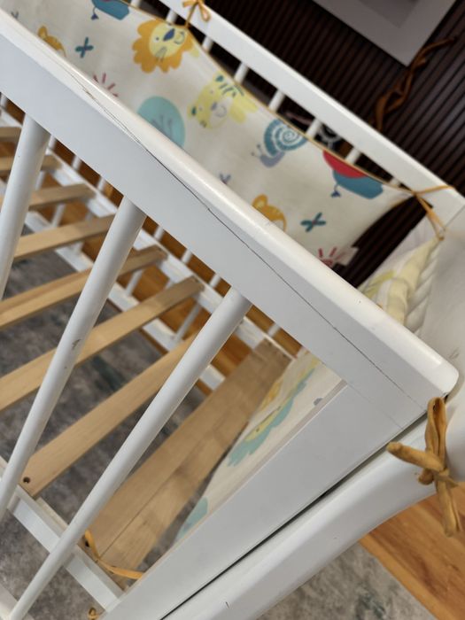 Детская кровать белая