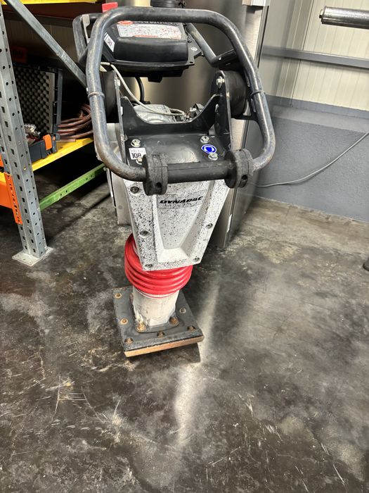 Mai compactor dynapac dr7 identic bomag