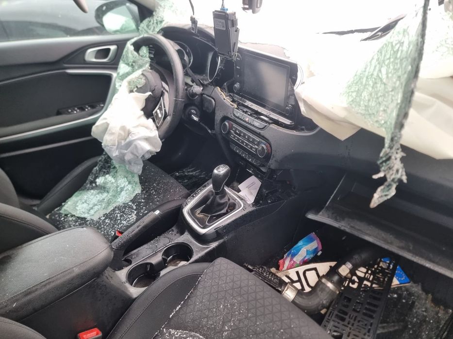 Bara spate Kia Ceed 3 [facelift] [2021 - 2024] 1.5 t-gdi G4LH