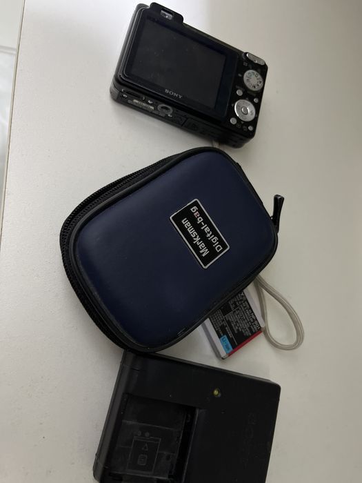Sony Cyber-shot DSC-W130