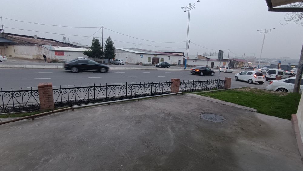 Продается участок угловой, можно под бизнес.