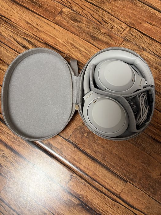 Sony WH-1000XmM4