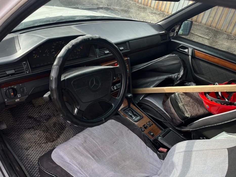 Мерседес 124 разбор 1995 года