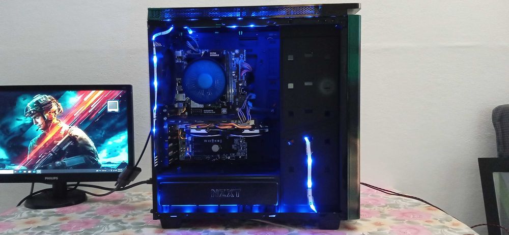 PC i5 7500 8g DD4 RX 580 8GB 256bit ssd+hard calculator unitate gaming