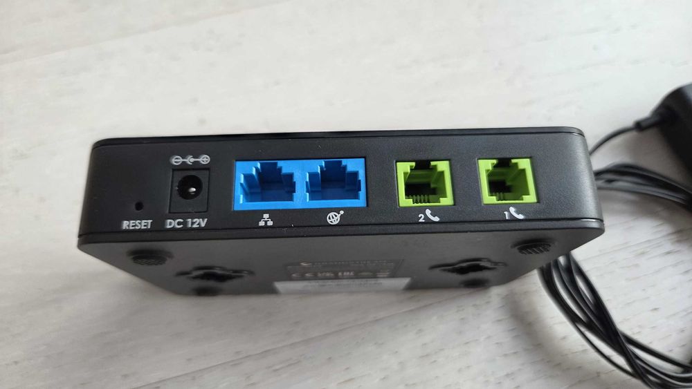 Vând adaptor ATA Grandstream HT812 2FXS, Conectare Tel analogic - VoIP