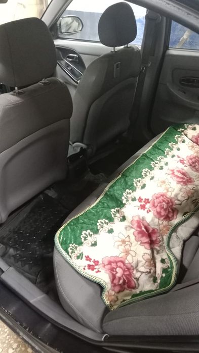 Продам машину Хюндай Елантра!!