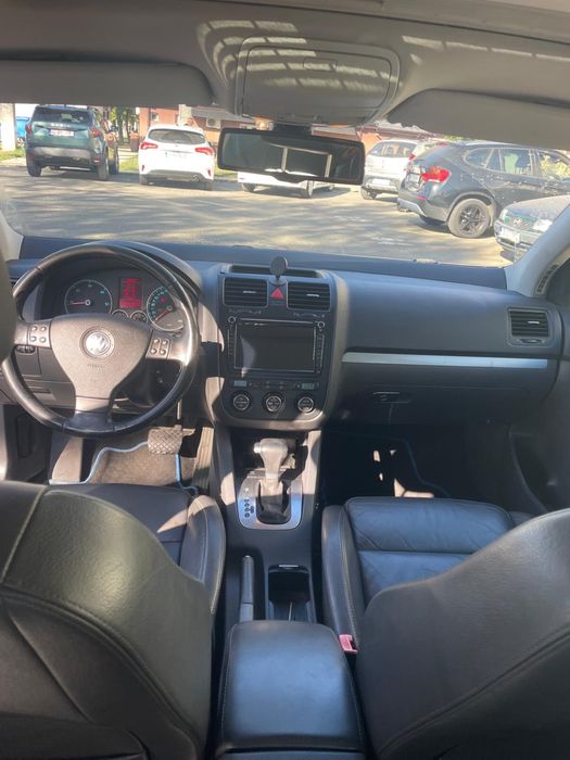 Volkswaghen golf,2.0 TDI,140 cp,automat