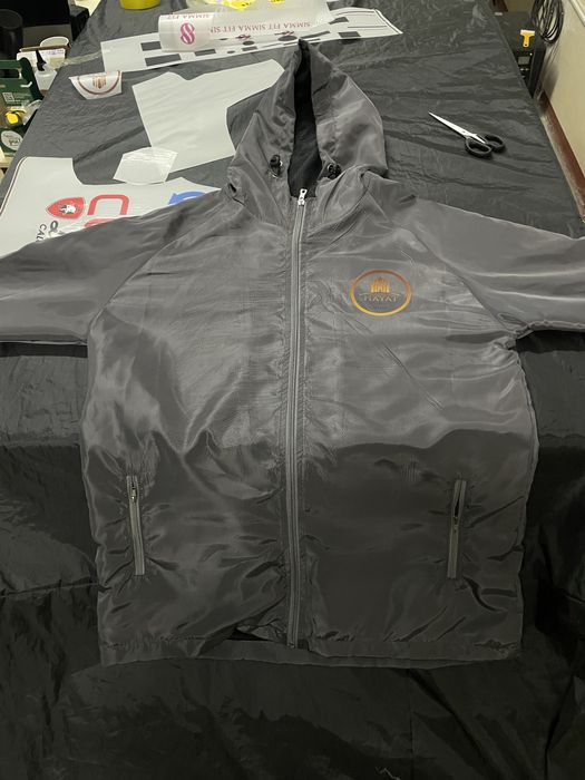 Куртка, плащёвка на заказ, любая сложность.