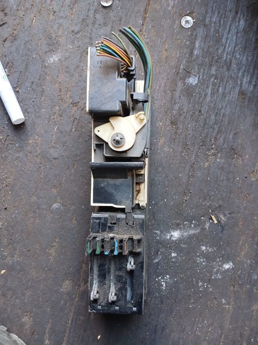 Включатель печки БМВ Е34