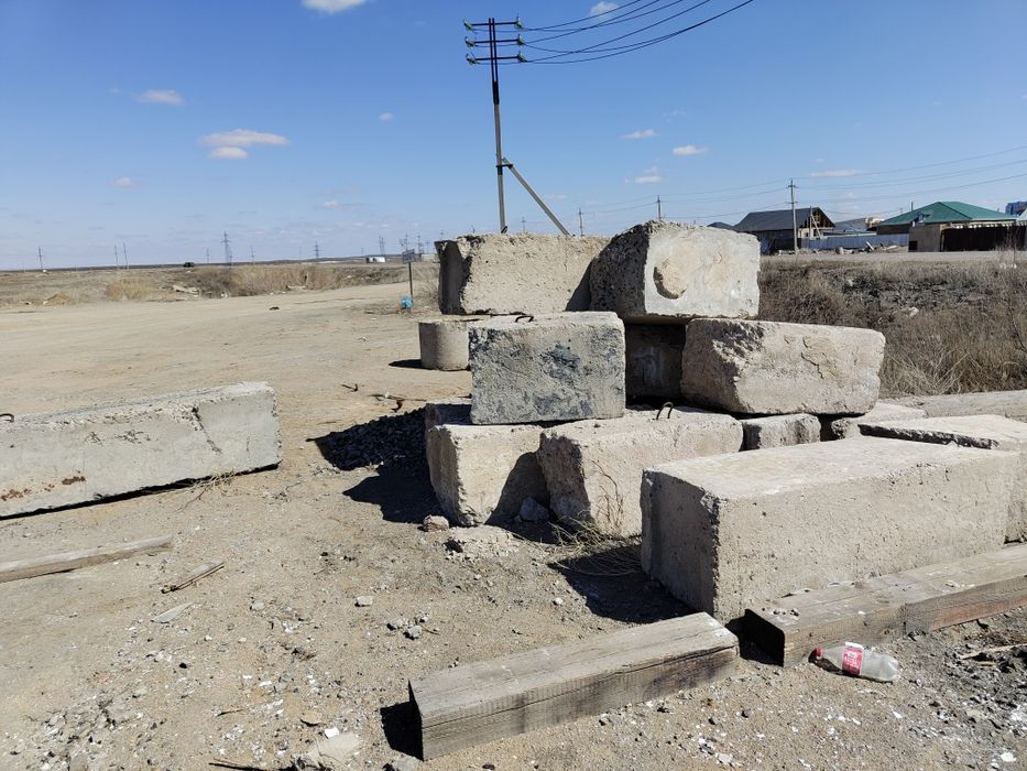 продам фундаментные блоки