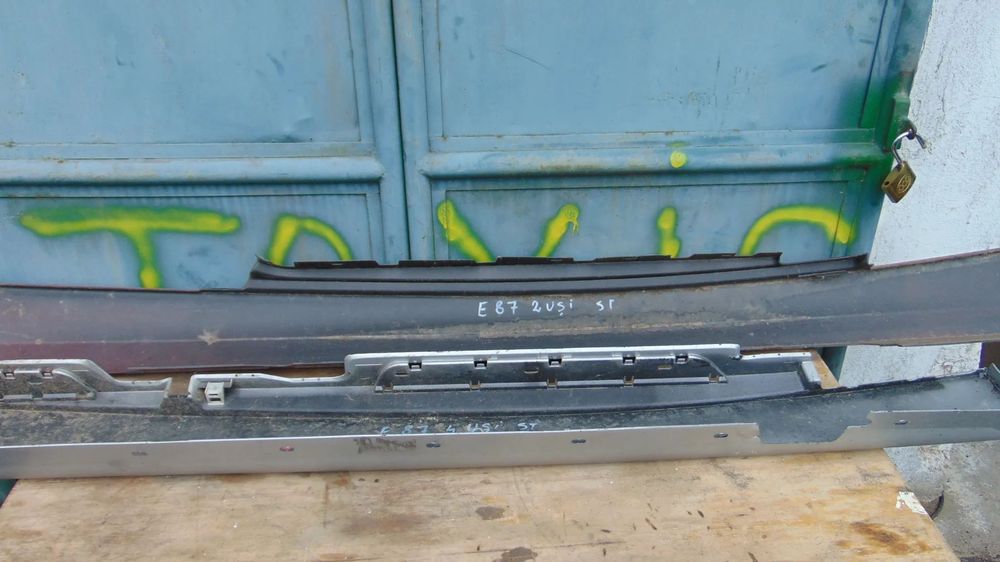 Praguri stanga BMW Seria 1 E87 in 3 usi/5 usi an 2005-2011