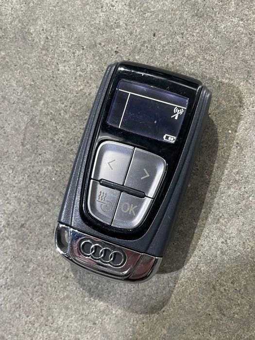 Telecomanda webasto Audi cod 4H0963511C