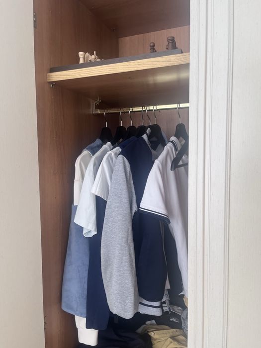 Продам большой угловой шкаф