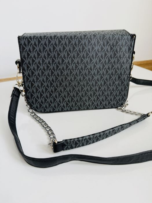 Geantă tip Michael Kors