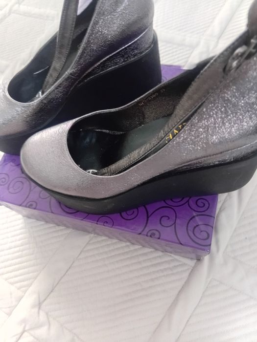 Продаются туфли новые