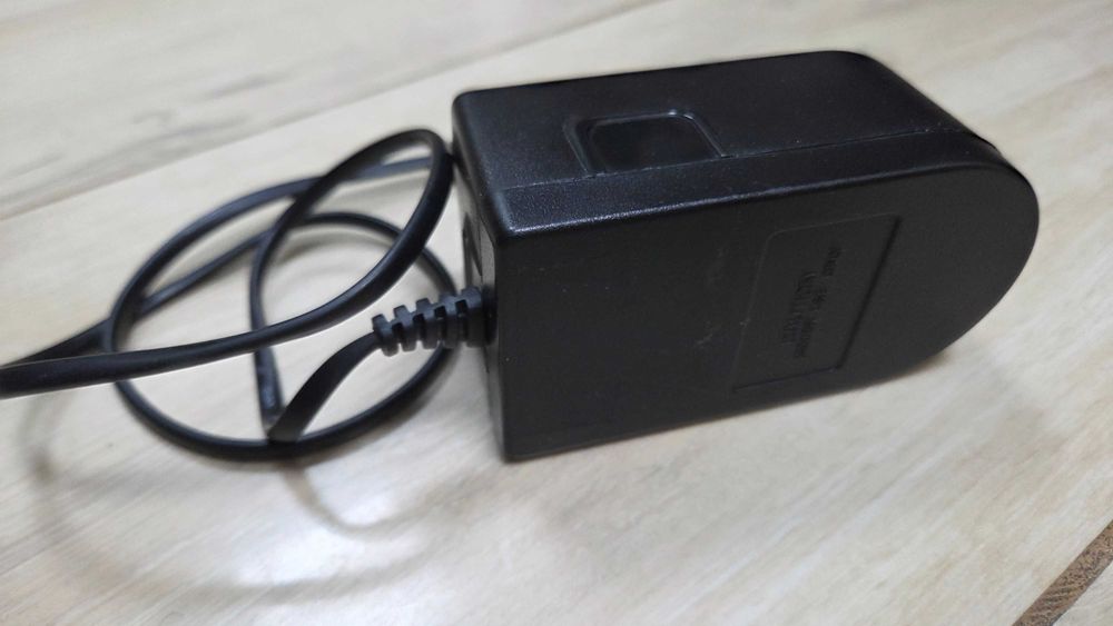 Transformator 12 v tip brichetă