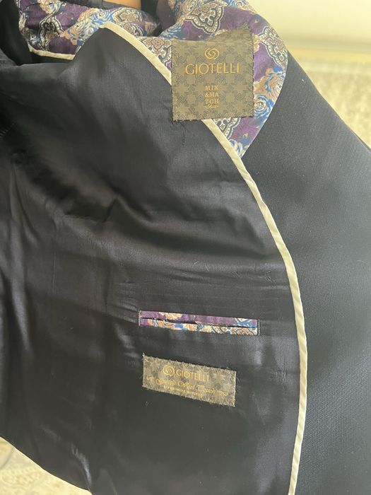 Продам брючный костюм