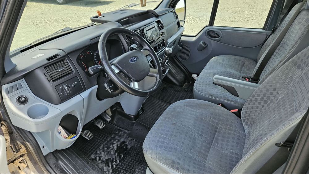 Ford Transit 2.2 8+1