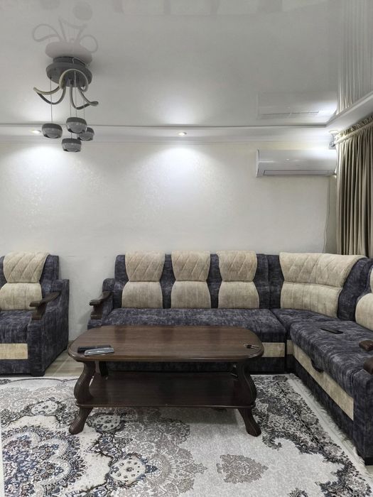 Аренда двух комнатная.  Кирпич