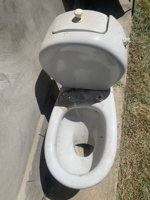 Унитаз рабочий для работы